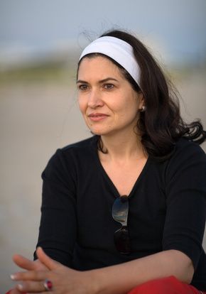 femme senior célibataire
